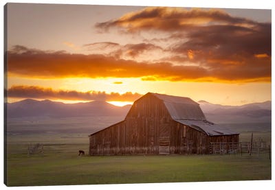 Wet Mountain Barn ll Canvas Art Print - Sunrises & Sunsets Scenic Photography