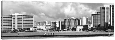 Honolulu Panoramic Skyline Cityscape (Black & White) Canvas Art Print - Sandy Beach Art