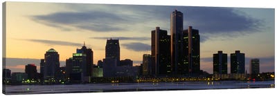 Detroit Panoramic Skyline Cityscape (Dusk) Canvas Art Print - Detroit Skylines