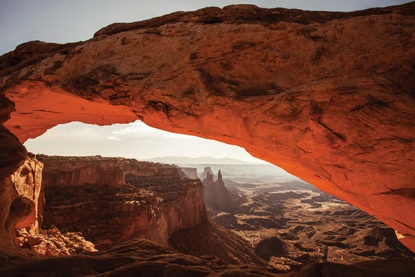 Canyonlands National Park: Mesa Arch - Canyonlands National Park - Utah by Annabelle Chabert