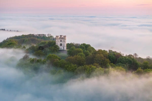 Castles & Palaces: Castle In The Sky by Adam Burton