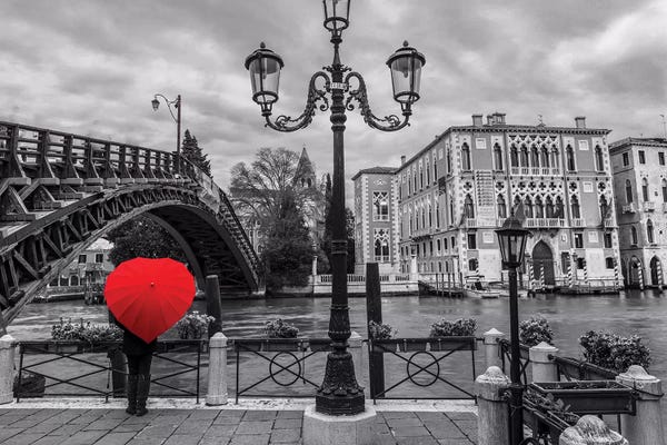 Umbrellas: Venice XXI by Assaf Frank