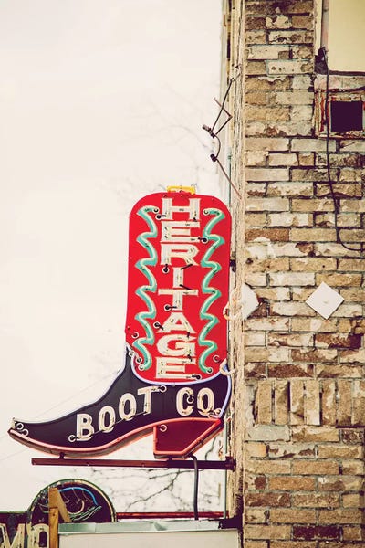 Austin: Austin Neon by Ann Hudec