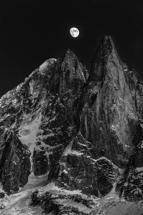 Moonrise Over Aiguille des Drus, Chamonix, Haute-Savoie, Auvergne-Rhone-Alpes, France