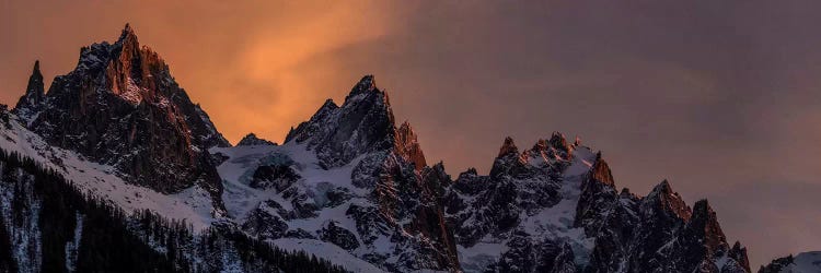 Aiguilles de Chamonix In The French Alps, Haute Savoie, France