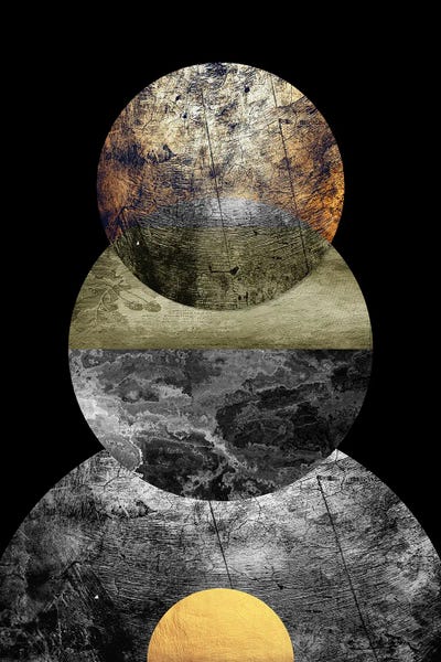 Wooden Disc by Artsy Bessy multi panel art