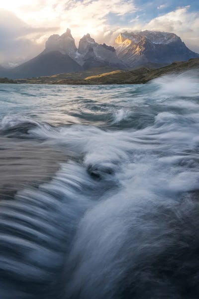 Steve Berkley: Lago Pehoe by Steve Berkley