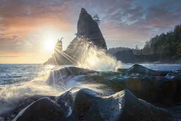 Washington: Rialto Waves by Steve Berkley