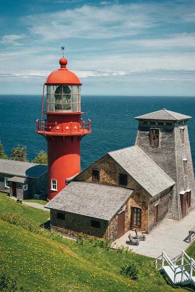 Quebec: Pointe-à-la-Renommée Lighthouse by Jon Bilous