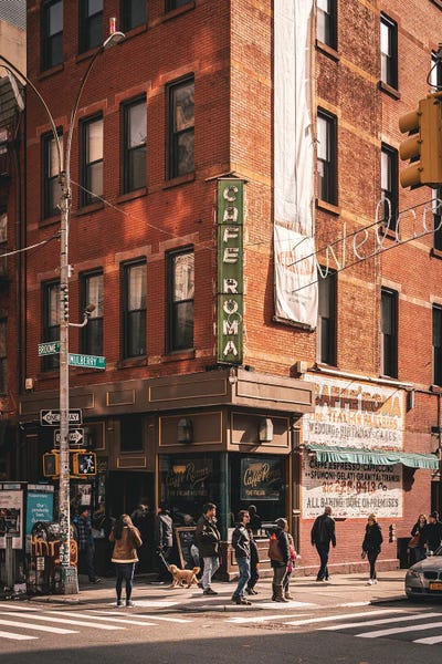 Manhattan: Cafe Roma by Jon Bilous