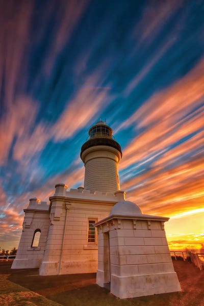 Ben Mulder: Lighthouse by Ben Mulder