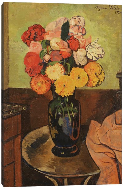 Vase Of Flowers On A Round Table (Vase de Fleurs Sur Une Table Ronde), 1920 Canvas Art Print