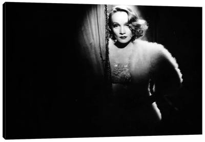 Ange d'Ernst Lubitsch avec Marlene Dietrich, 1937 Canvas Art Print - Marlene Dietrich