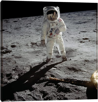Astronaut Edwin 'Buzz' Aldrin standing on the moon after the Apollo 11 landing, 20 July 1969  Canvas Art Print - Rue Des Archives