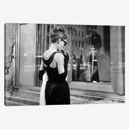 Diamants sur canape Breakfast at Tiffany's de BlakeEdwards avec Audrey Hepburn 1961  Canvas Print #BMN8530} by Rue Des Archives Canvas Wall Art
