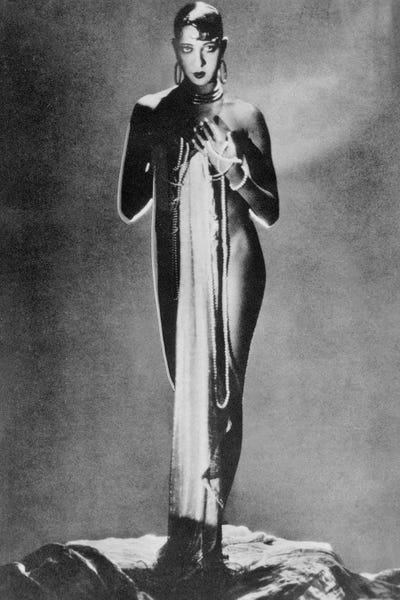 Dance: Josephine Baker by Rue Des Archives