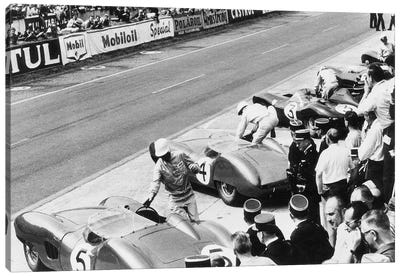 Roy Salvadori & Stirling Moss Entering Their Aston Martin DBR1's Before The Start, 24 Hours of Le Mans, France, 1959 Canvas Art Print - Rue Des Archives