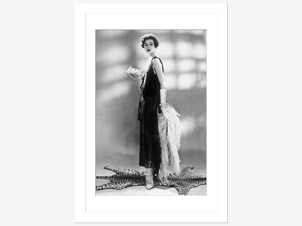 Women's fashion 1928 hi-res stock photography and images - Alamy