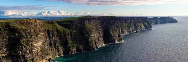 Cliffs: Cliffs Of Moher by Stede Bonnett