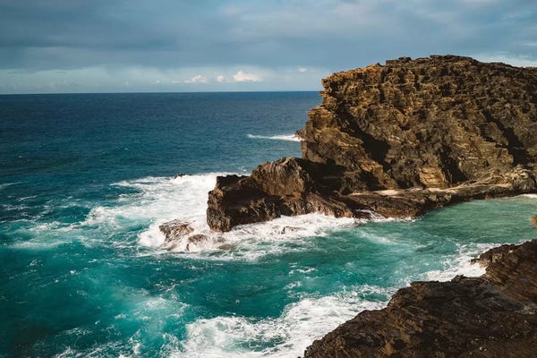 Oahu: Oahu Hawaii V by Bethany Young