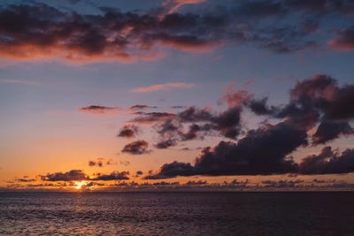 Hawaiian Sunset II by Bethany Young canvas print