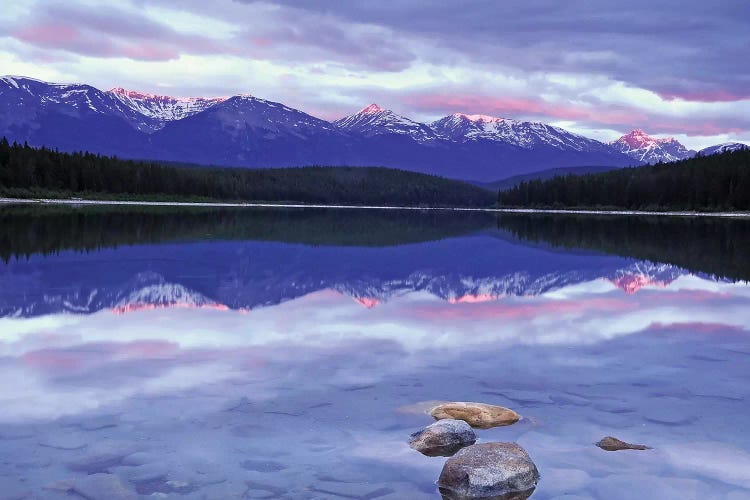 Patricia Lake at Sunrise