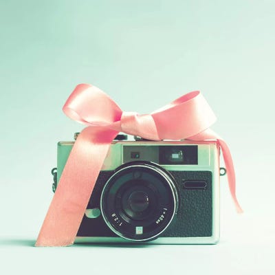 The Little Camera Of The Girl by Caroline Mint canvas print