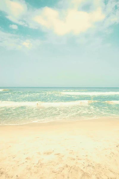 Caroline Mint: Beach Pleasures by Caroline Mint