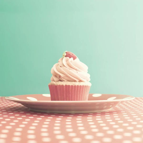 Caroline Mint: Cupcake For The Soul by Caroline Mint