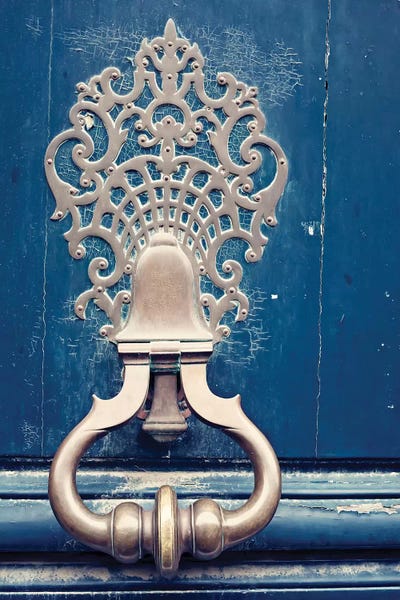 Knocking by Caroline Mint canvas print