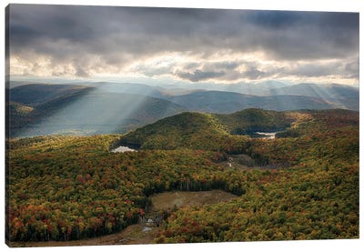 USA, New York State. Autumn sunrays in the mountains, Adirondack Mountains. Canvas Art Print