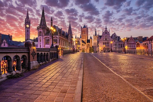 City Sunrises & Sunsets: Waiting For The Sunrise (Ghent, Belgium) by Chano Sánchez