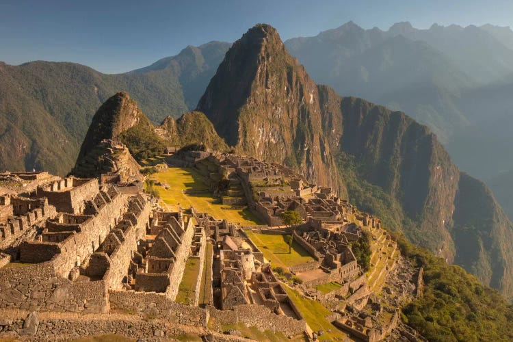 Machu Picchu At Dawn Above Urubamba Valley Near Cuzco, Peru