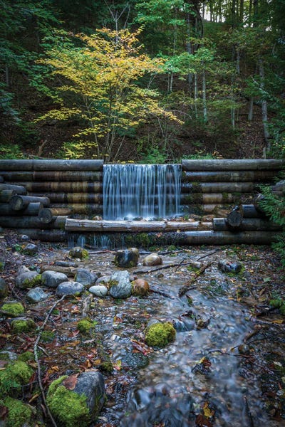 Iargo Springs Waterfall