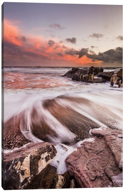 Flowing Water At Steephill Cove Canvas Art Print