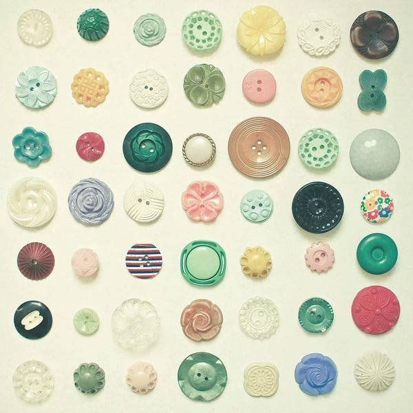 Sewing & Knitting: The Button Collection by Cassia Beck