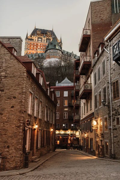Quebec: Quebec City by Chelsea Victoria
