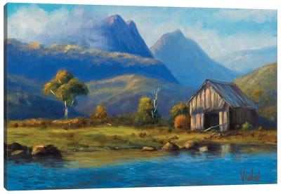 Morning Light On Cradle Mountain Tasmania Canvas Art Print - Christopher Vidal