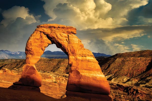 Utah: Delicate Arch by Dennis Frates