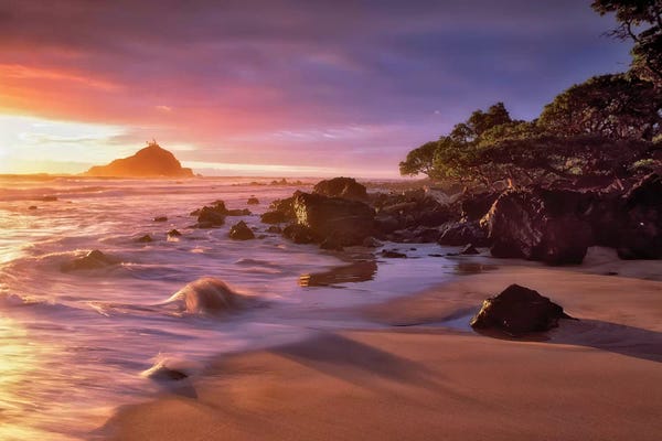 Hawaii: Koki Sunrise by Dennis Frates