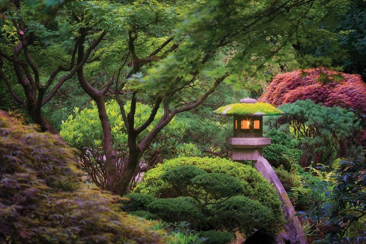 Japanese Garden Lantern