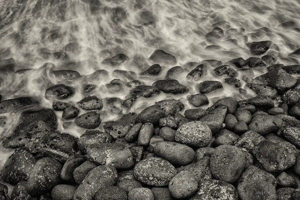 Rockt Shoreline