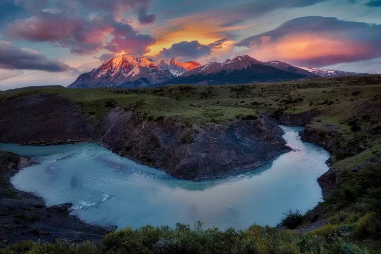 Rio Paine River Sunrise