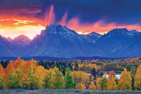 Wyoming: Teton Streaks by Dennis Frates