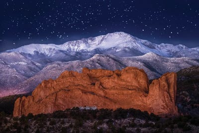 Daniel Forster - Canvas Prints: Starry Night Sky Over Pikes Peak And Garden Of The Gods In Colorado by Daniel Forster