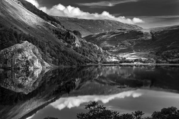 Wales: Llyn Gwynant I, Snowdonia, Wales, United Kingdom by Dorit Fuhg