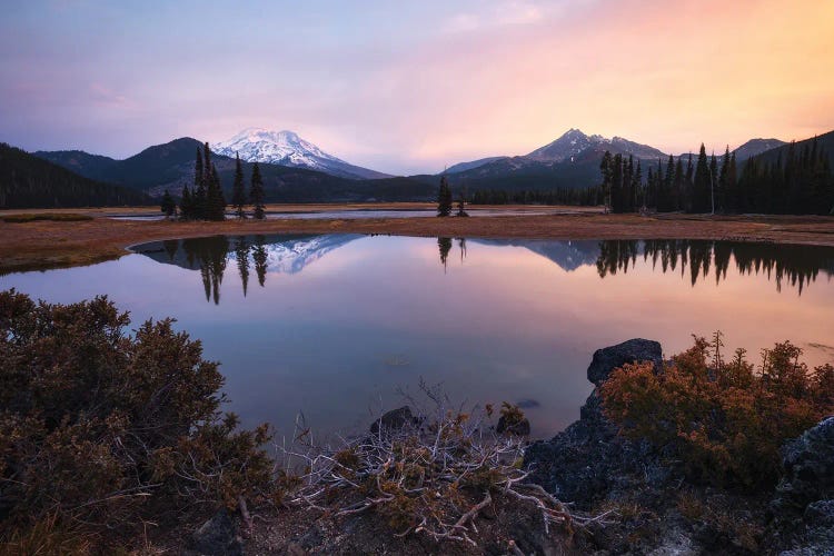 A Calm Morning At The Lake In Oregon