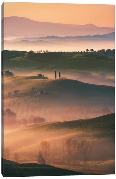 Golden Morning In The Hills Of The Beautiful Tuscany Canvas Art Print - Layered Landscapes