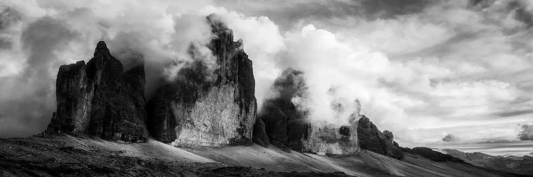 Dramatic Panorama Of Tre Cime Di Lavaredo - Dolomites