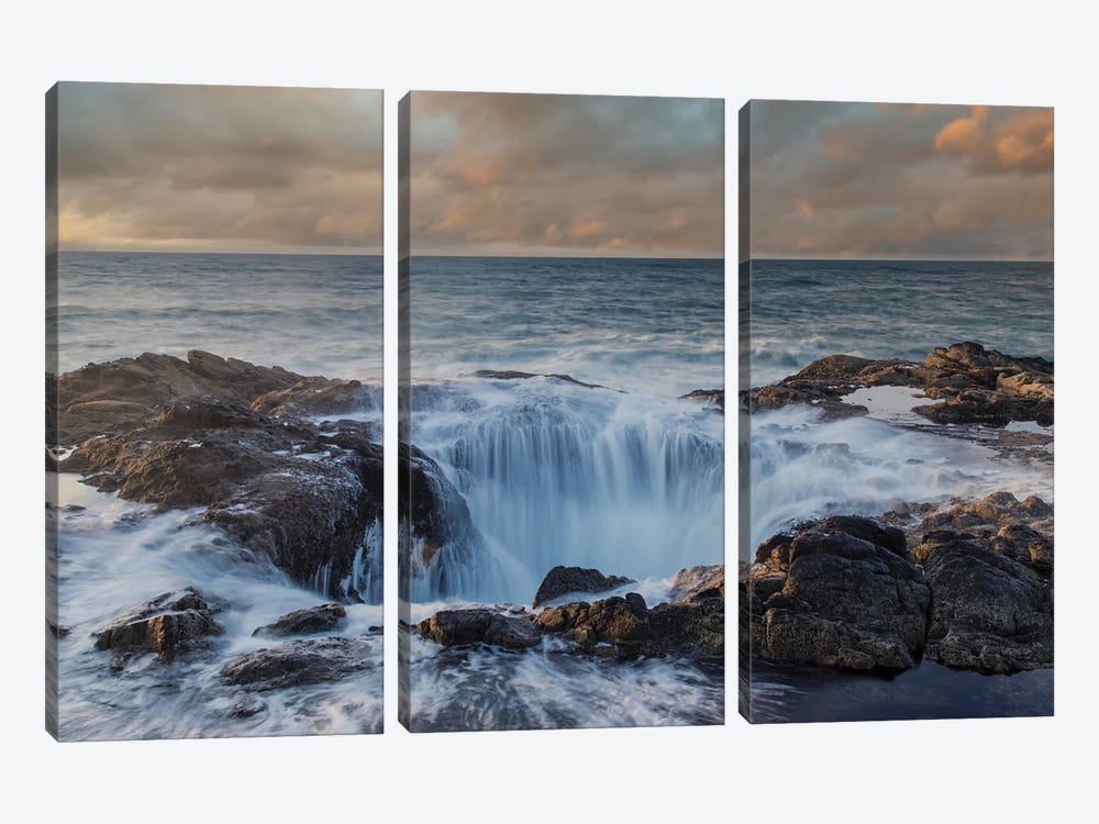 USA, Oregon, Cape Perpetua And Thor's' Well At Sunset by Darrell Gulin 3-piece Canvas Print